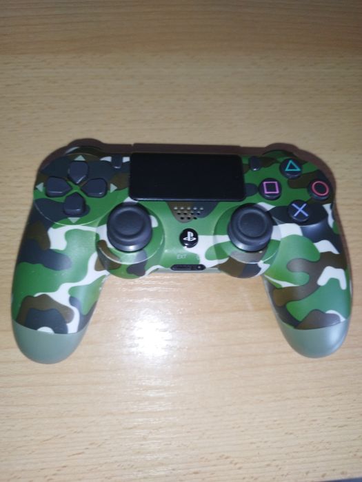 PlayStation4 500GB с джойстик