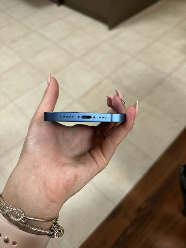 Iphone 13 128gb перфектен