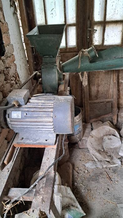 Фуражомелка с монофазен мотор 2.8kw