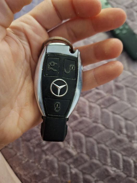 Cheie Mercedes-Benz