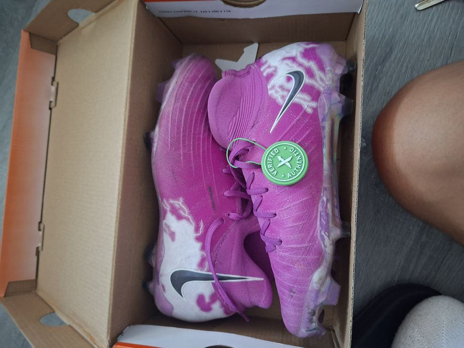 Nike phantom Luna Elite