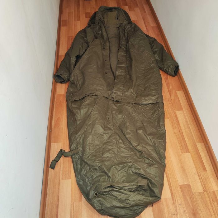 Sac de dormit impermeabil cu mâneci