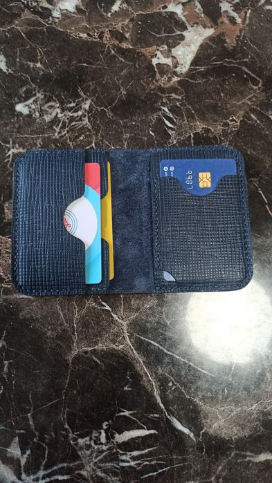 Продается картхолдер .