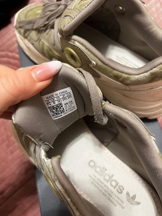 Маратонки Adidas Astir