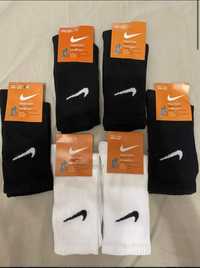 Чорапи Nike - универсални