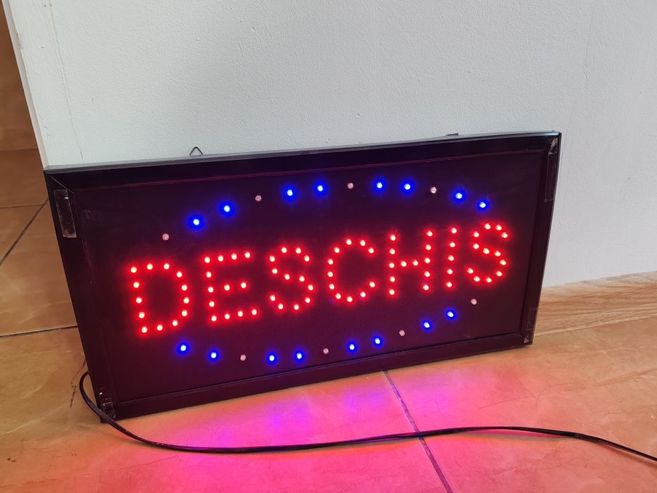 Reclamă luminoasă