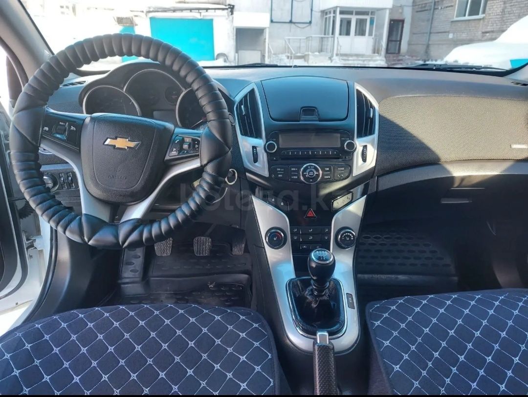 Продам Chevrolet Cruze 2014