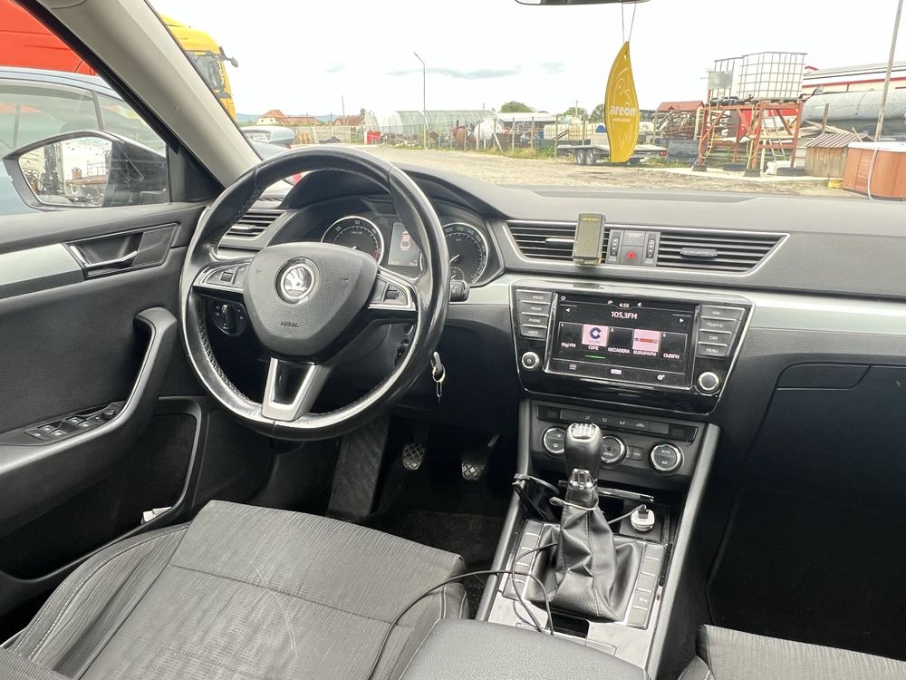 Skoda Superb 2.0 TDI , MANUAL