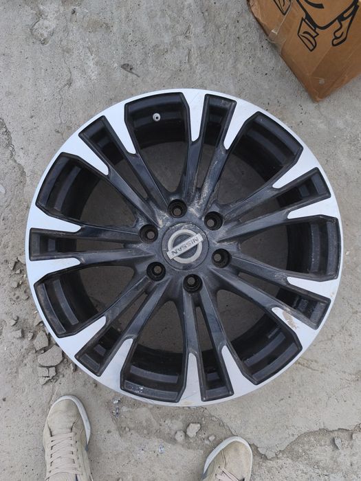 Диски Nismo R20 для Nissan Patrol Y62