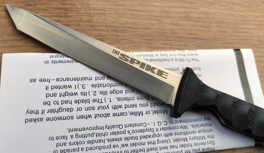 Туристически нож SPIKE