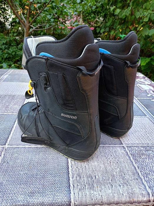 Сноуборд обувки Burton и Salomon