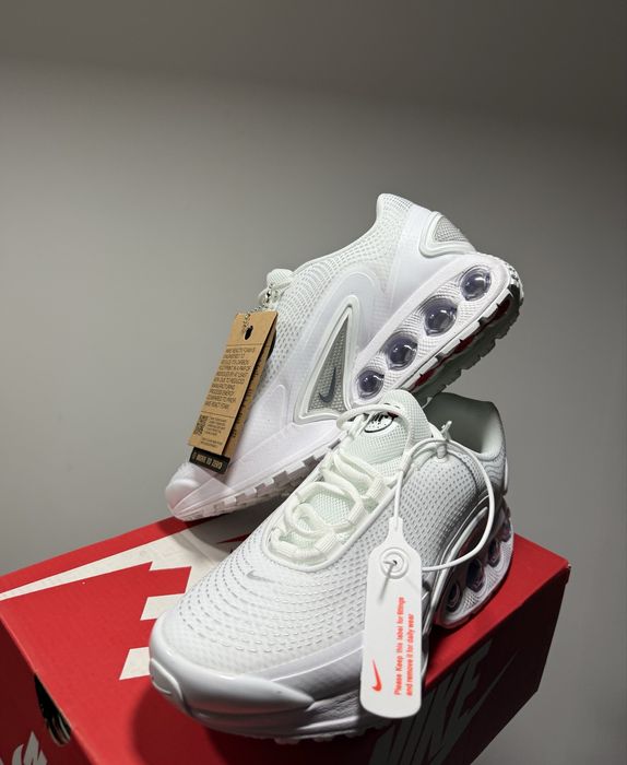 Nike Air Max DN Triple White