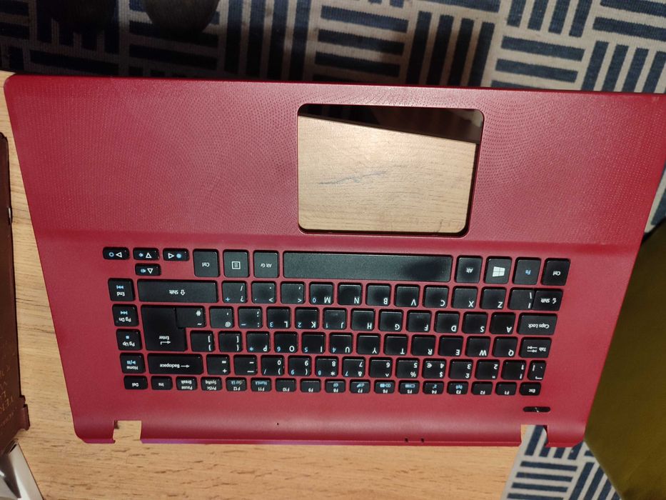 Лаптоп Acer ES1-521