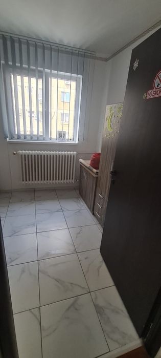 Închiriez Apartament Salaj