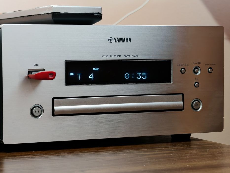 Yamaha RX-E840 Pianocraft Series. Cap serie. Bijuterie Hi-Fi. Preț fix