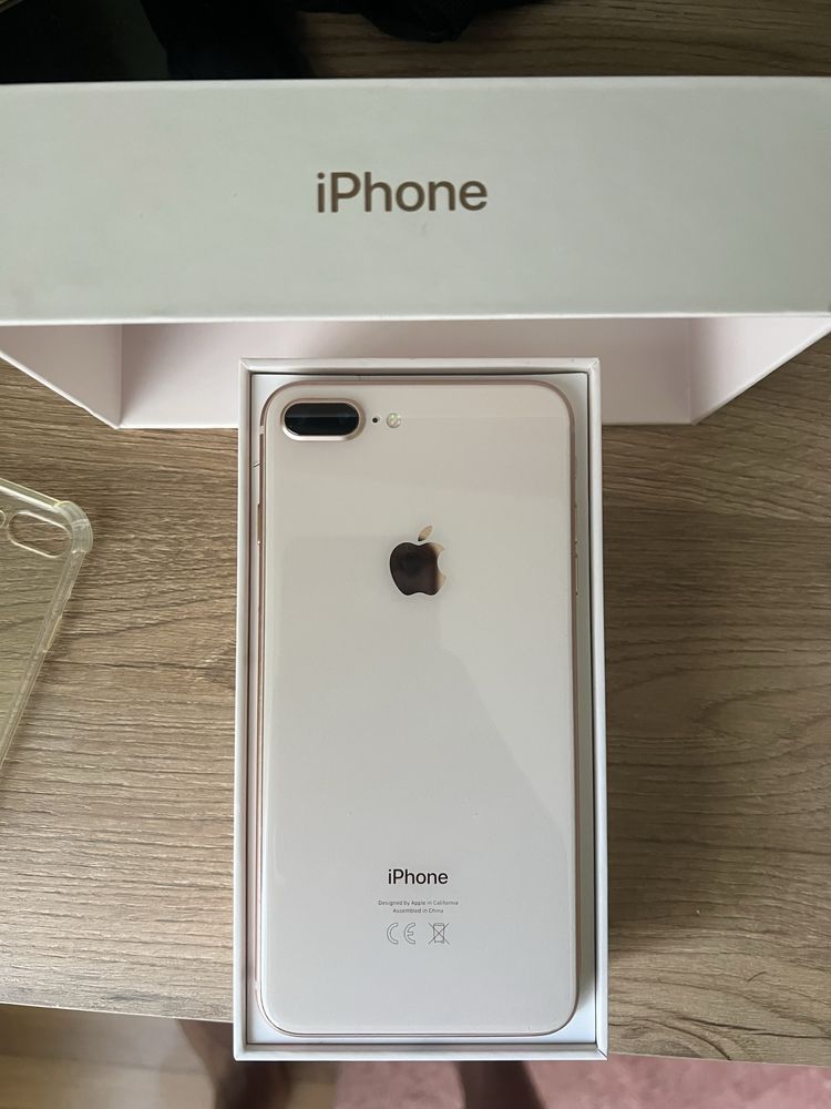 Iphone 8 plus Gold 64gb