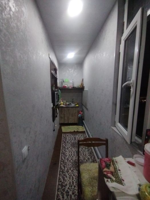 Kvartira sotiladi 52