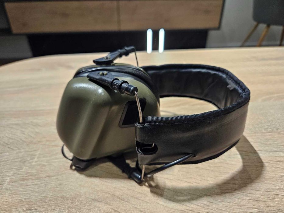 Активни антифони Еармор