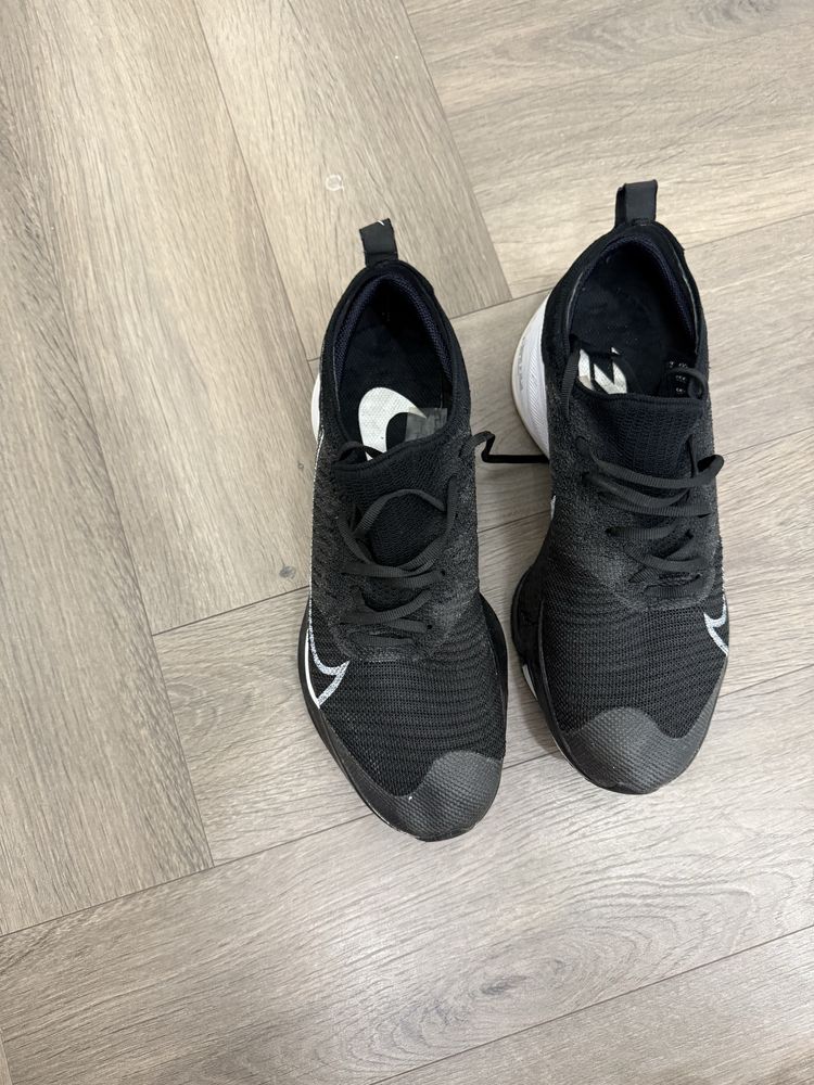 Nike zoom X номер 43