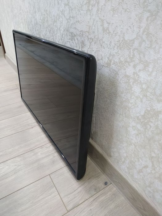 Телевизор Samsung UE32EH4000W | 32" дюйма