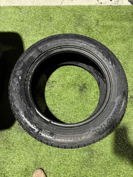 Anvelope Iarna 235/55/17 Uniroyal