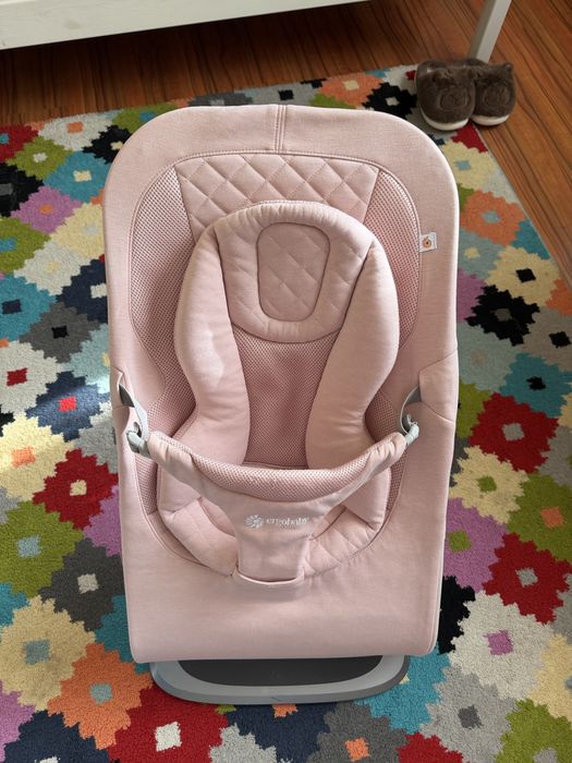 Ergobaby Бебешки шезлонг 3в1 Evolve Blush Pink