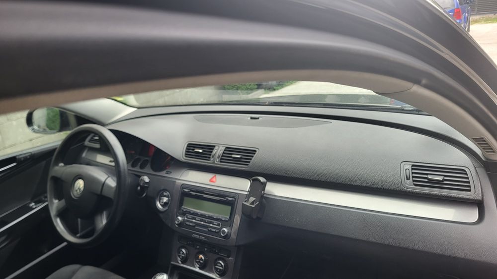 Volkswagen Passat din 2008 1.9tdi euro 4 cu climatronic