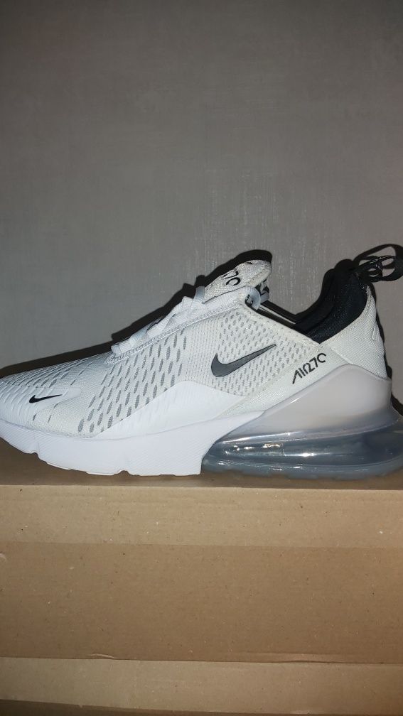 Nike Air Max 270 - Номер 42