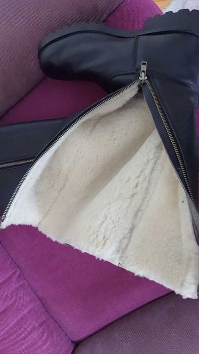 Cizme dans joc popular folclor piele blana de miel de la JURA marime42