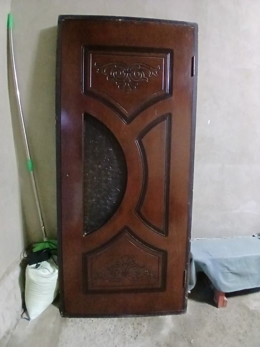 Eshik sotiladi yangi ishlatilmagan