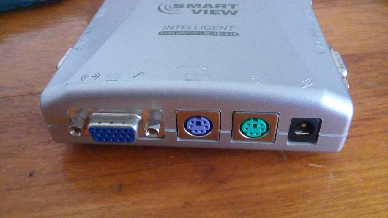 KVM превключвател: 1x User - 4 PCs, Аудио, VGA ,Ръчно /Автоматично