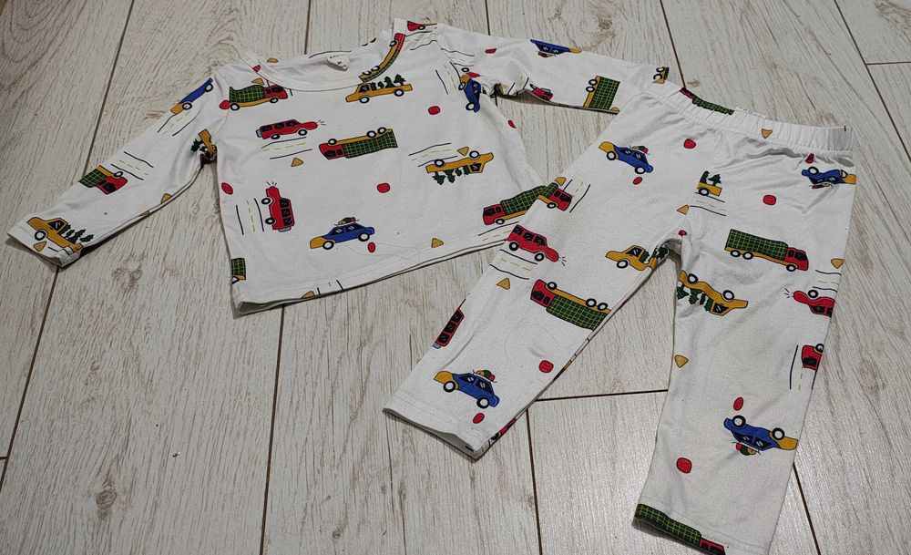 Seturi baietel bebe nr80 (pantaloni, bluza,body cu maneca scurta)