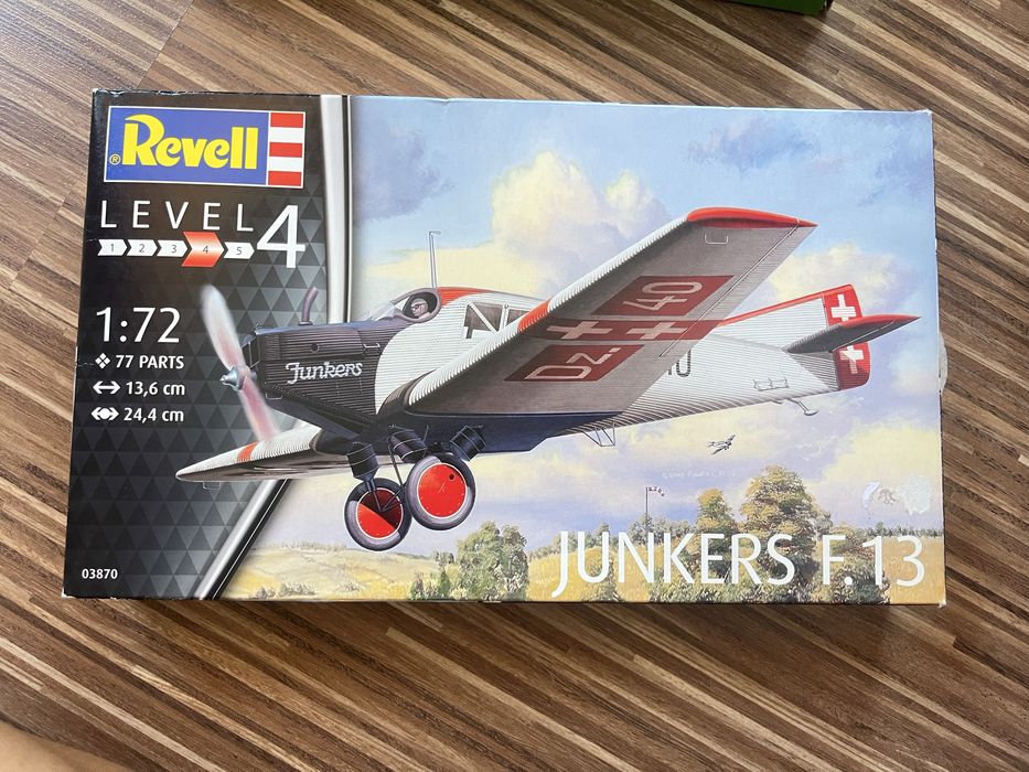 Авиомодел за сглобяване Revell,