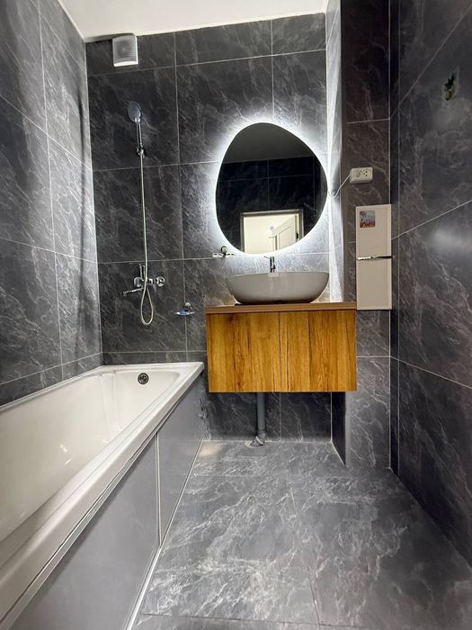 ПРОДАЕТСЯ КВАРТИРА!3х комнатная,65 кв.м,рядом 103 школа,А.Гагарина ССС