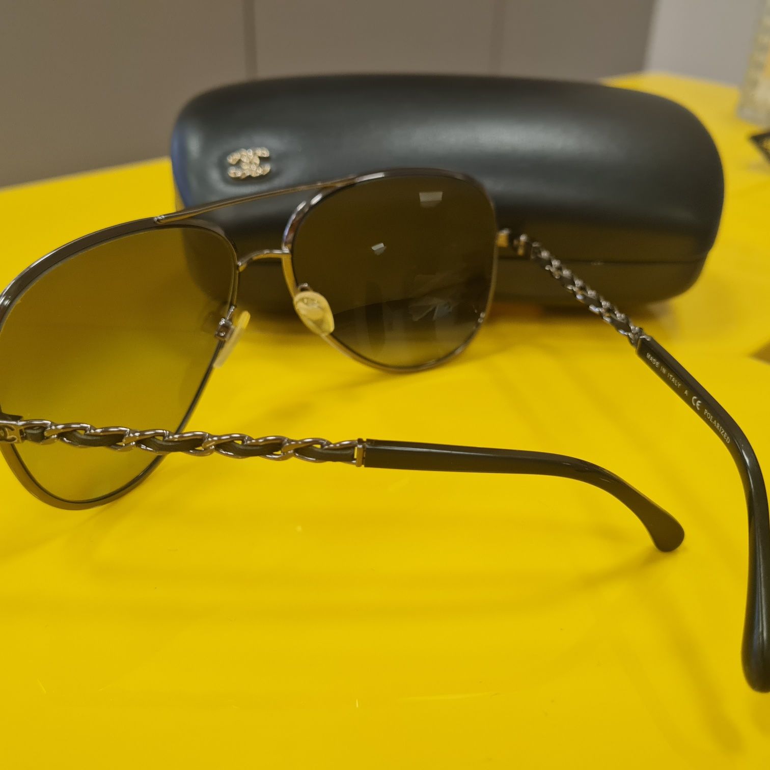 CHANEL оригинални слънчеви очила, с твърд  калъф