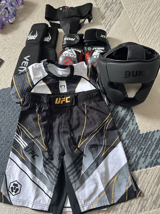 Продается комплект экипировки для ММА/UFC