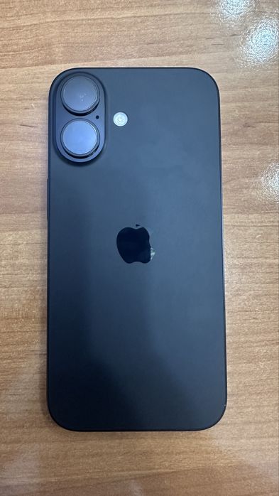 IPhone 16 128Gb в отличном состояние