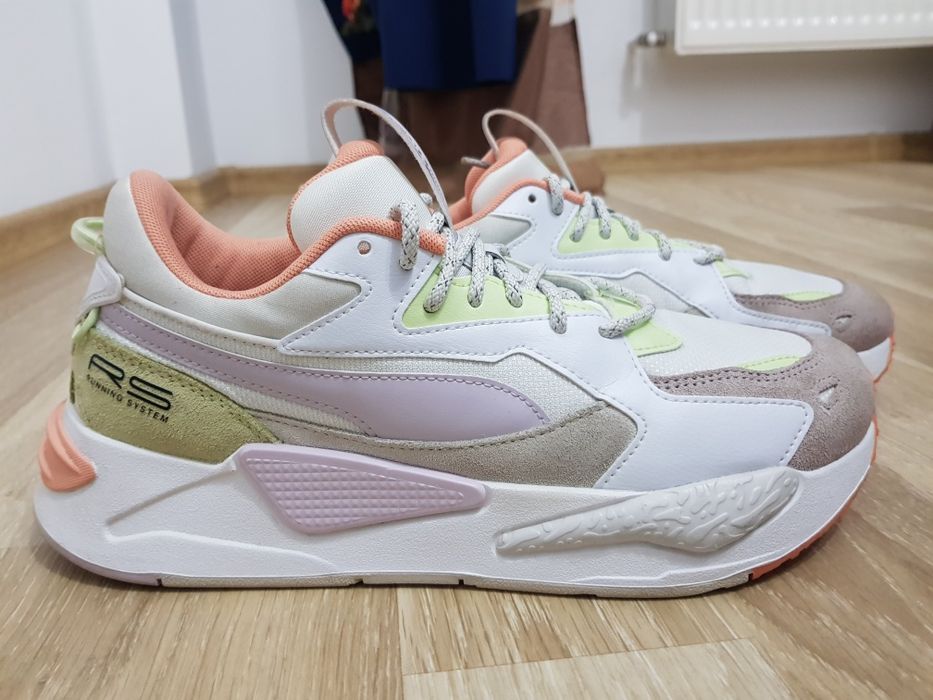 Adidasi Puma mărimea 42 nike jordan boost