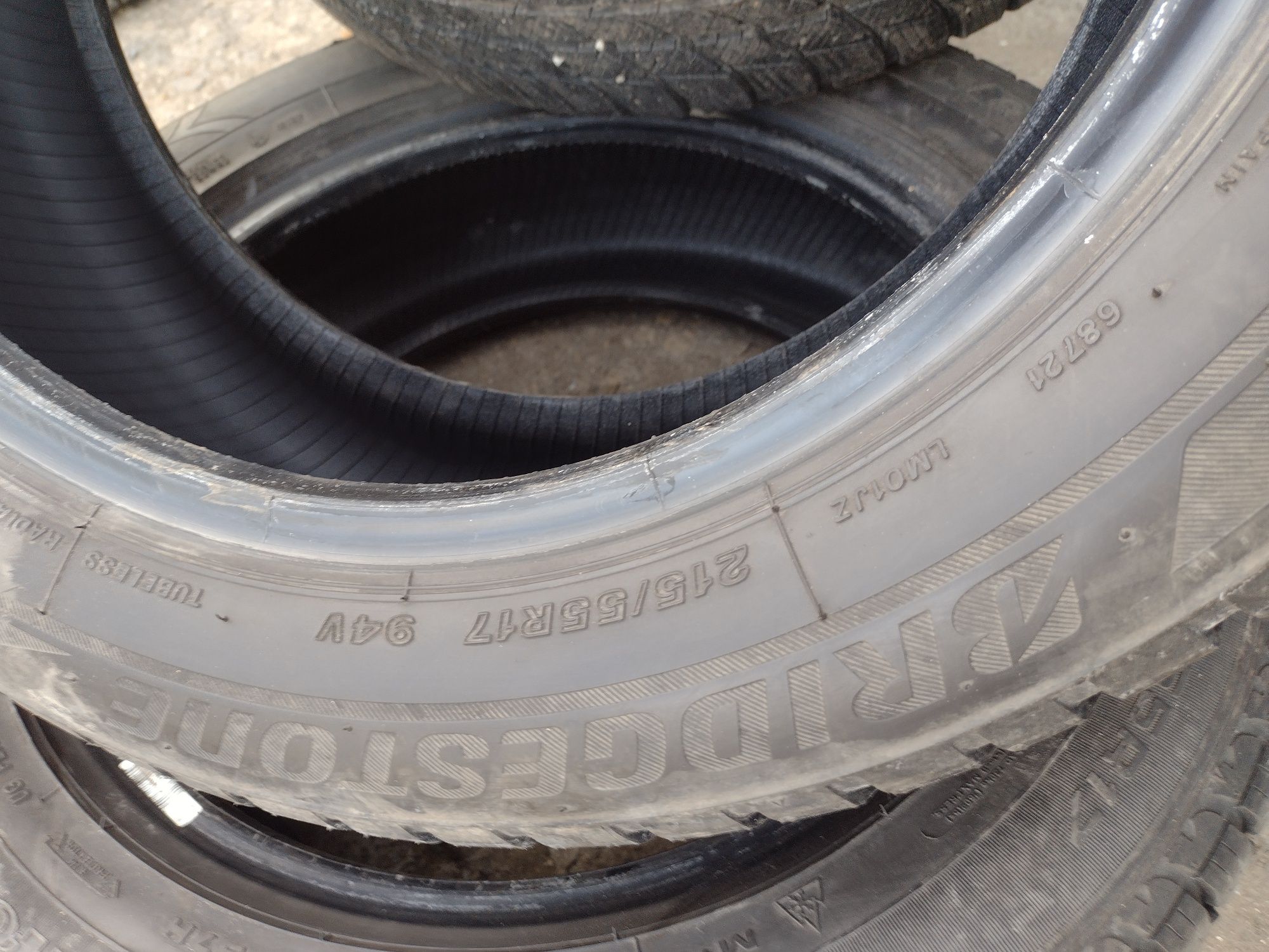 Перфектни 2бр.215/55/17 Bridgestone dot2518