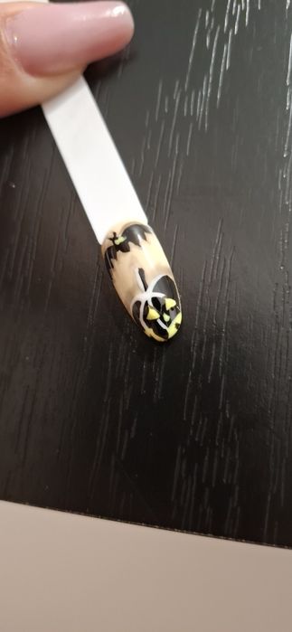 Unghii gel sau semi 50 si 80 lei Orice lungime