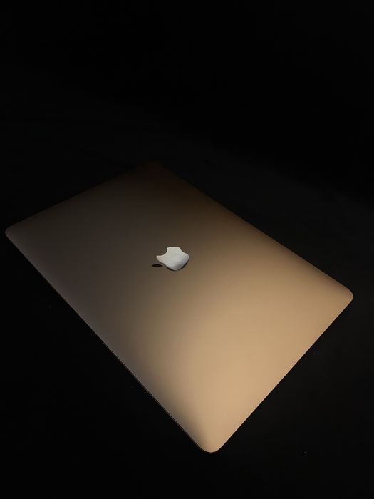 Macbook 2020 M1 Aktiv Market