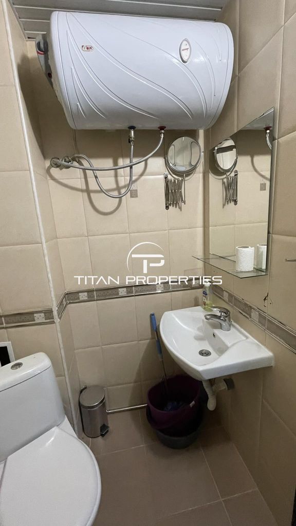 Дава се под наем Двустаен апартамент в Варна, Център - 65 кв.м за 800 € - Снимка #15