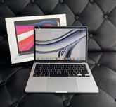 Apple MacBook Pro M2 2022 года в хорошем состоянии