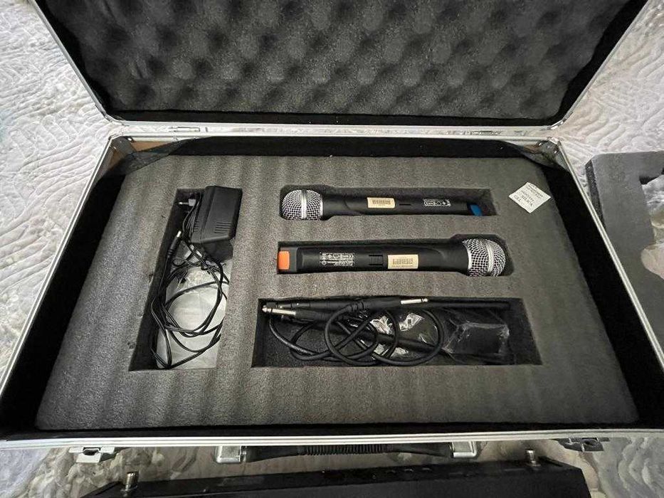 Boxe  1000w, amplificator de putere , Microfon fara fir Omnitronic