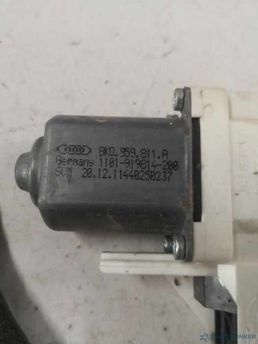 Motoras macara geam stanga spate SKODA SUPERB (3T4) [ 2008 - 2015 ] OEM 8k0959811a