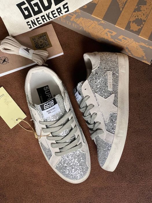 Adidasi Golden Goose noi