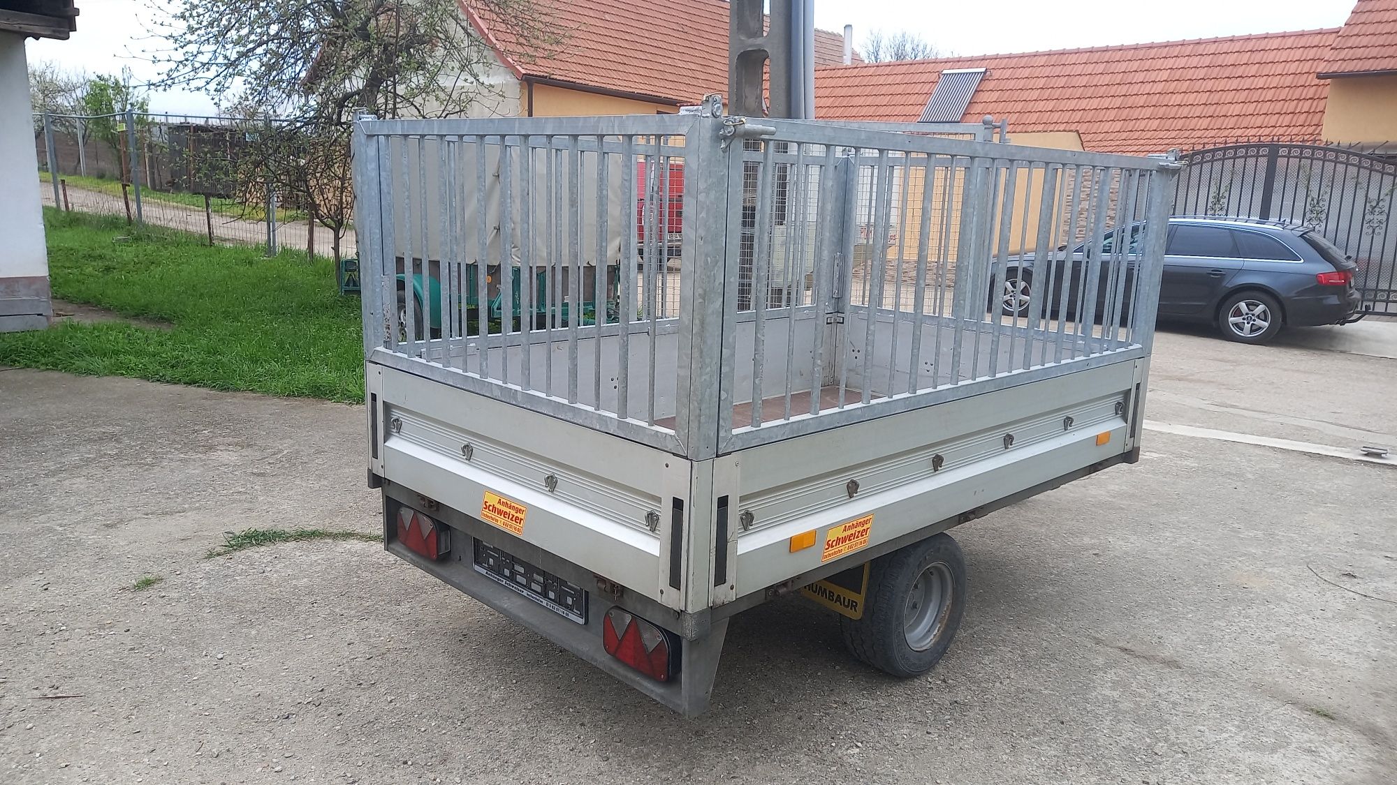 Remorca 1200kg platforma cu grilaj metalic