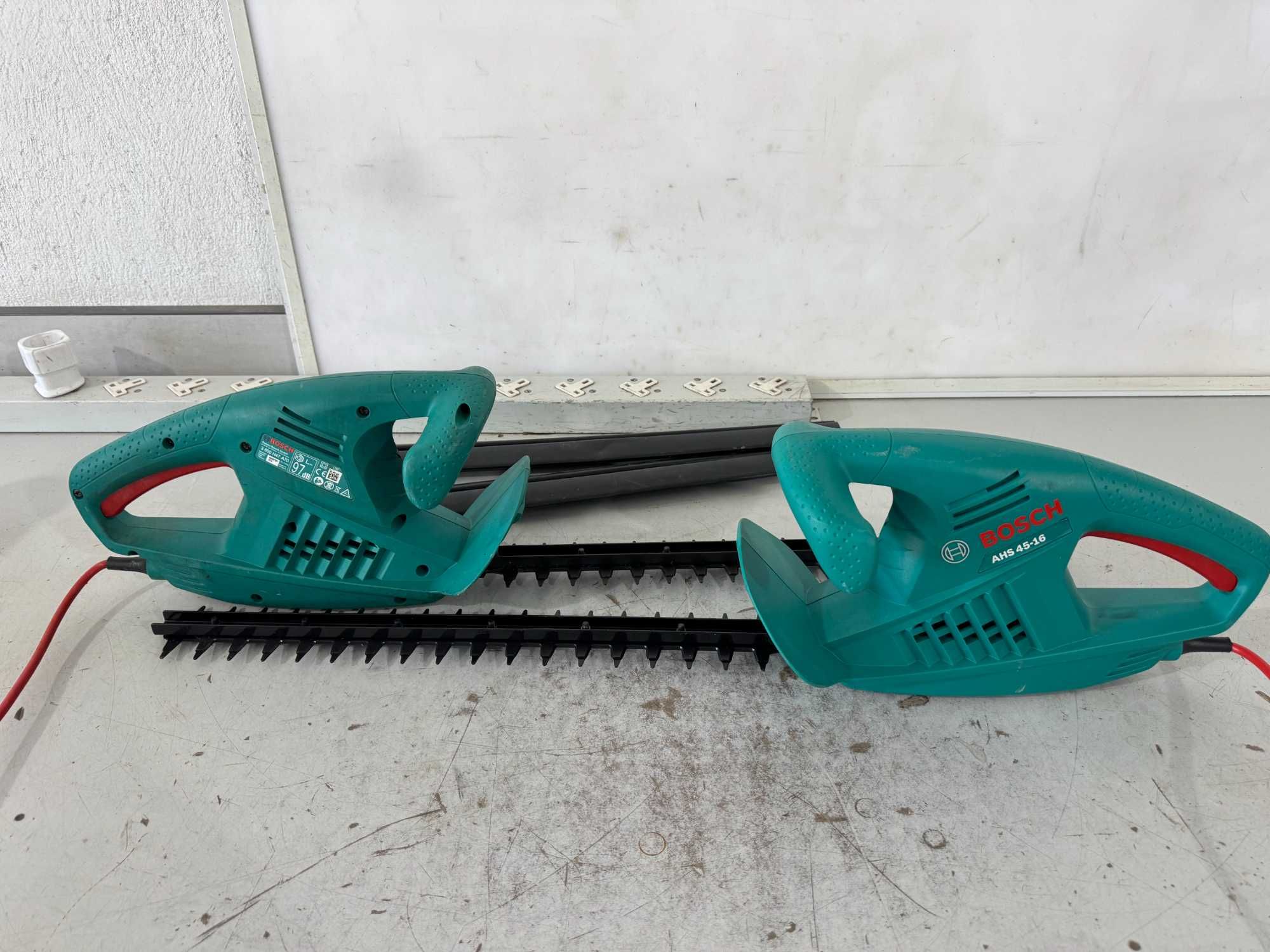 Храсторез - Bosch AHS 45-16 / 420 W / 45 sm