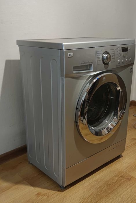 Стиральная машина LG DirectDrive 6kg