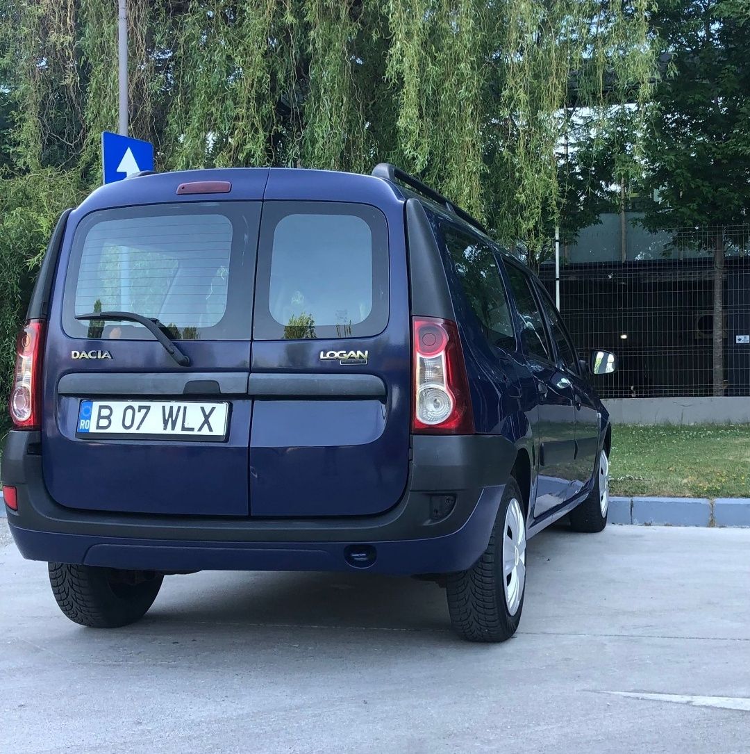 Vând Dacia MCV  nou